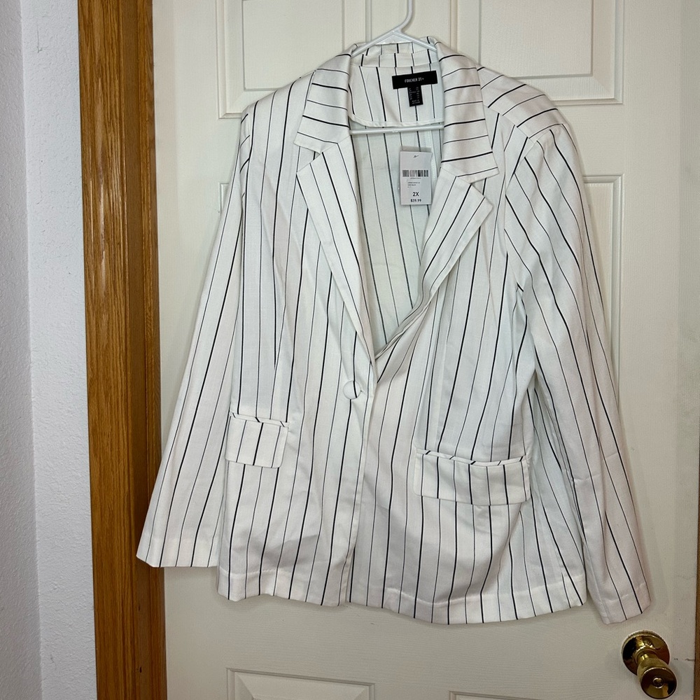 Forever 21+ Ivory Blazer 2X